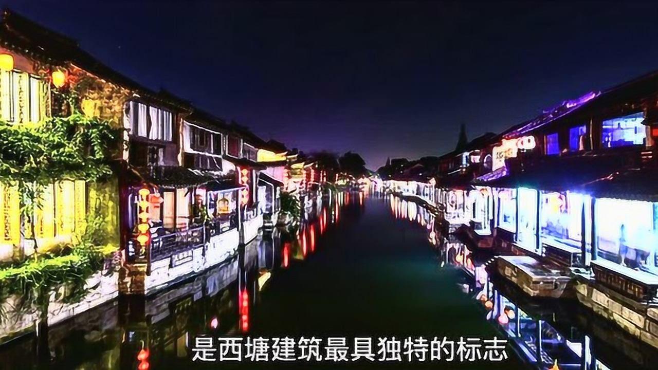 逃离棕榈树森林